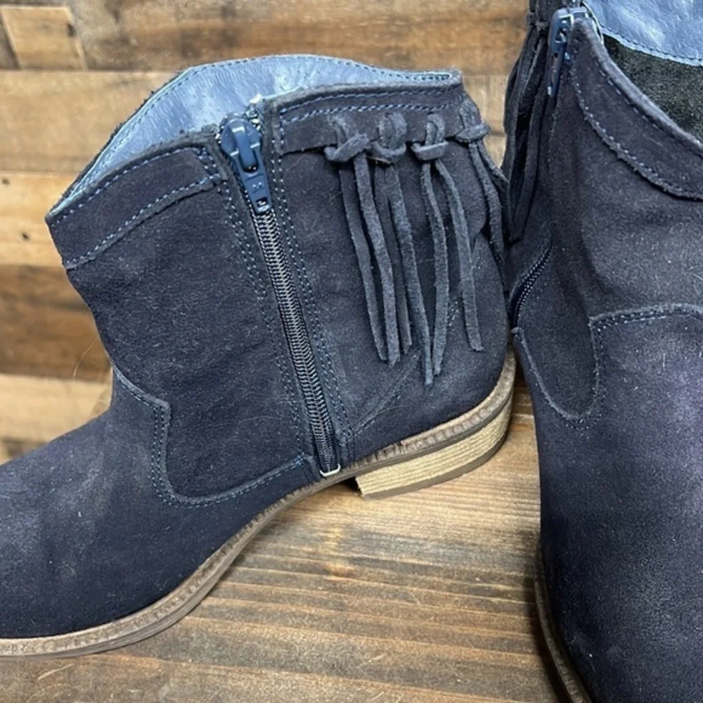 ERIC MICHAEL FRINGE BOOTIES/ANKLE BOOTS GENUINE LEATHER NAVY BLUE WOMENS SIZE 38